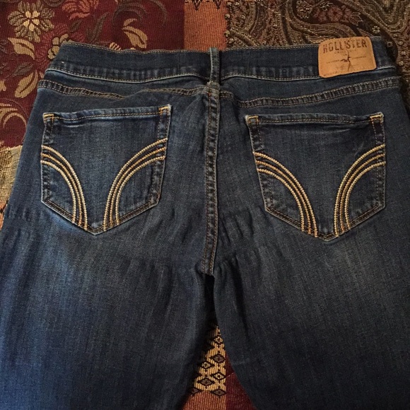 ✅HOLLISTER JEANS - Picture 7 of 8